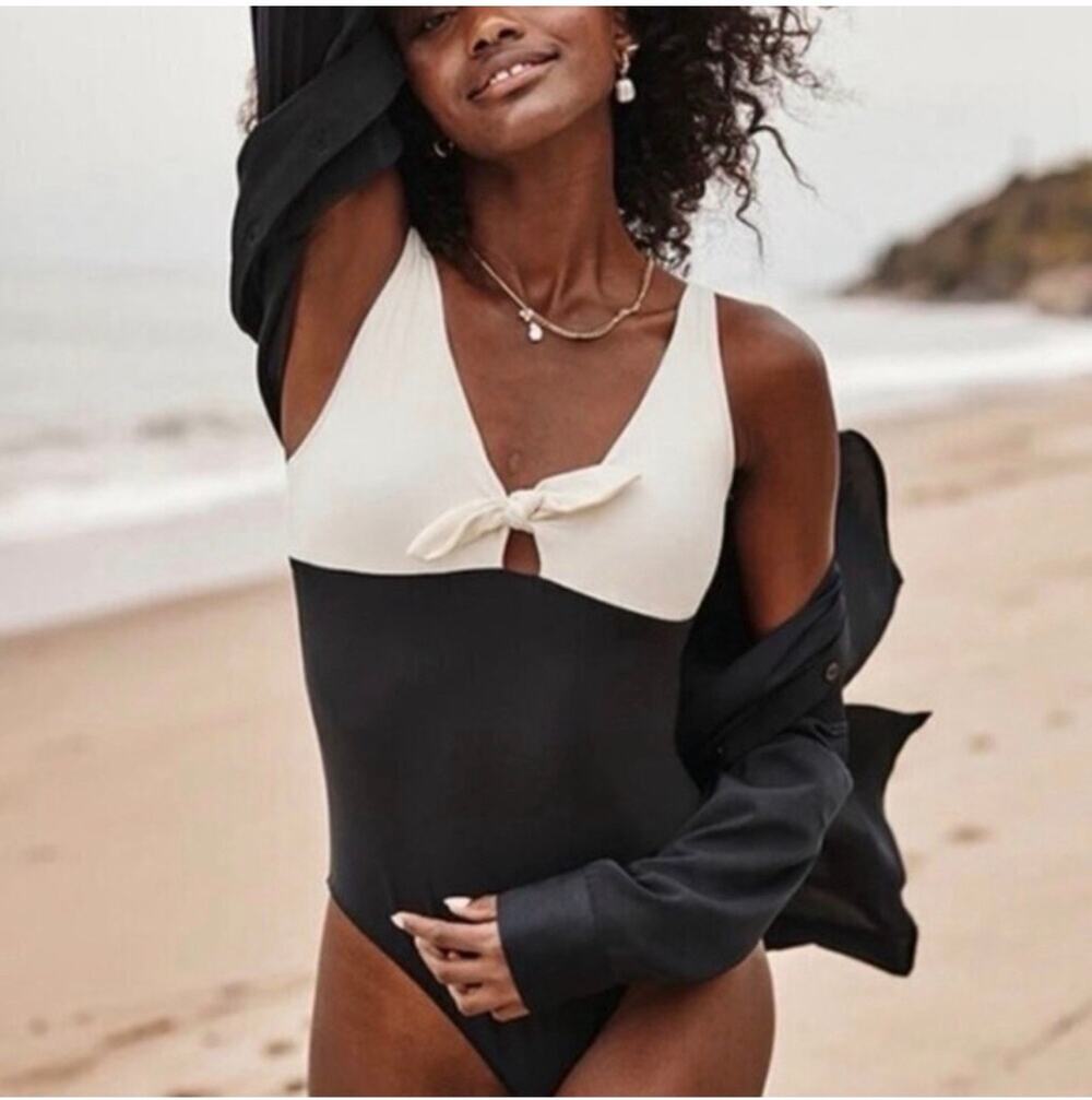 Summersalt Swimsuit Womens 12 Black Jetsetter One Piece Cutout Tie Resort Beach